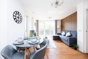 Modern 2 Bed Flat in Greenwich